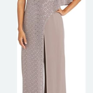 Elegant Gray Dress with Glitter Detail